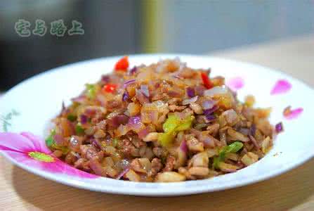 孜然羊肉卷饼 羊肉卷饼之孜然小炒羊肉