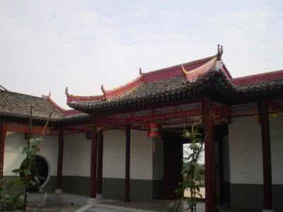 个人农家院出售四合院 乡间美景：农家四合院