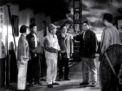 电影战船台 【电影】战船台(国产 1975)