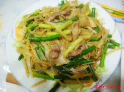 蒜薹炒肉家常做法 蒜薹土豆肉小炒的做法