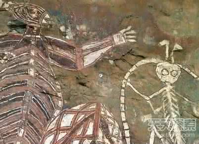 金字塔壁画中的外星人 史前为什么有壁画?是史前人类还是外星人?