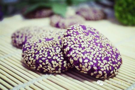 芝麻紫薯糯米糍 紫薯芝麻小饼 | 软糯清甜,无论大人还是孩子都适合!
