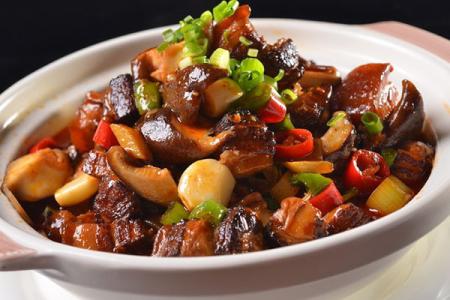 香菇烧肉怎么做好吃 香菇烧肉