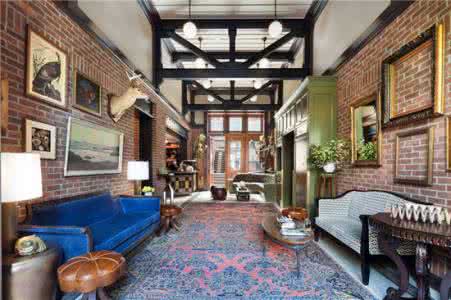 艺术画廊 艺术画廊间诗人故居（哥特式的沉淀和浪漫）