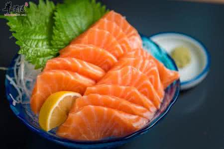 三文鱼的做法宝宝吃 三文鱼怎么吃 三文鱼的两种美味做法