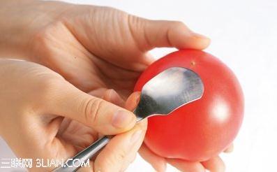 西红柿怎么去皮快 西红柿去皮的方法