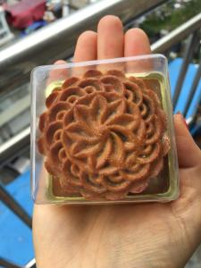 自制五仁月饼简单做法 自制五仁月饼的做法