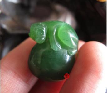 俄碧玉有收藏价值吗 俄碧玉有收藏价值吗 碧玉的收藏价值和收藏潜力解读