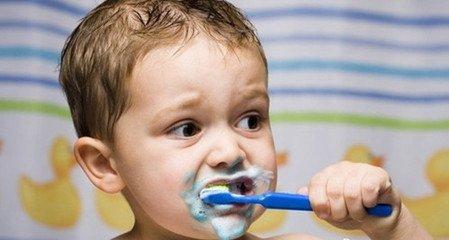 宝宝多大可以用刷牙 宝宝多大可以用牙膏