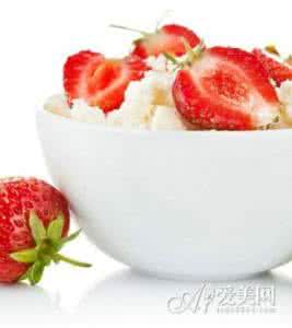 草莓优格 让你心情爽歪歪 草莓薏仁优格
