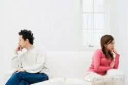 女生那些行为显得痞气 哪些行为会使女生、男生显得俗不可耐?