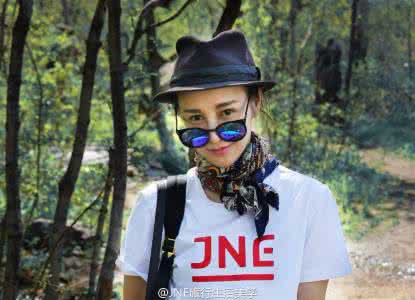 说书人和童话故事 JNE启程之旅|跟着最潮说书人和独立音乐人游西伯利亚，是怎样一种体验？