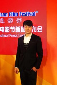 乌蒙大草原 莽莽 激扬文字传马列莽莽乌蒙泣英魂--记红六军团政治部主任夏曦