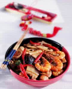 鱿鱼五花肉 麻辣鱿鱼烧五花肉——欲罢不能的味道