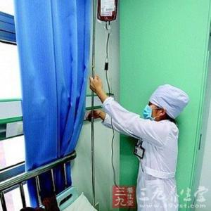 直系亲属不能相互输血 亲属间输血风险大 患者提前“贮血”安全