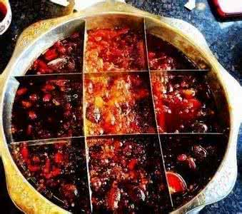 四川九宫格火锅 四川九宫格火锅刺激味蕾 美食细数九宫格火锅的危害