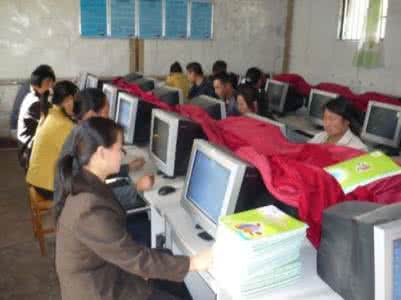 小学计算机老师好考吗 小学有计算机老师吗?