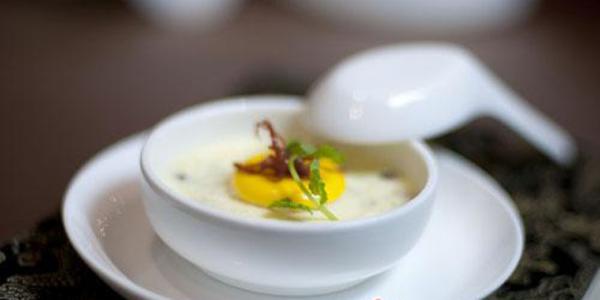 孕妇可以吃鸽子蛋吗 孕妇可以吃鸽子蛋吗 怀孕可以吃鸽子蛋吗