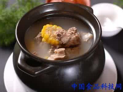 枸杞鸽子煲靓汤 夏季煲一锅经久不衰的老火靓汤：【竹荪葛根海底椰清热消脂利湿汤】（每周一汤）