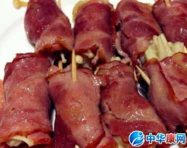 口腔溃疡吃什么食物 口腔溃疡吃什么食物 口腔溃疡要少吃哪些食物