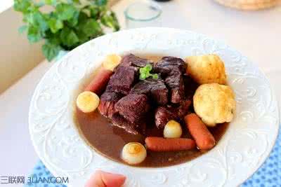 食戟之灵红酒炖牛肉 《食戟之灵》第三话勃艮第红酒炖牛肉的做法