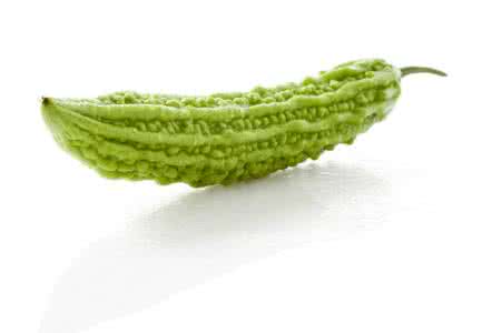 苦瓜的功效与作用 苦瓜的功效与作用 夏季吃苦瓜可去火