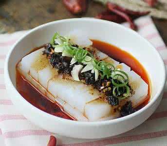 开胃酸辣汤的家常做法 一碗酸辣开胃的手工自制的----家常酸辣凉粉