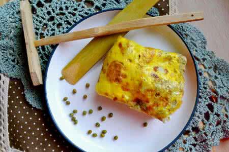 美食天下菜谱大全早餐 美食分享：绿豆煎饼(早餐菜谱) 4P