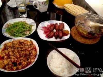 晚饭吃什么健康 不吃晚饭影响健康吗 不吃晚饭的危害 晚饭不吃对健康影响甚远