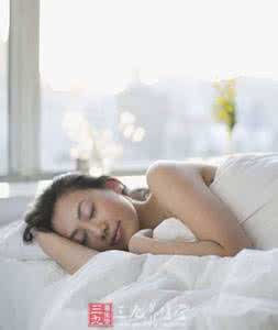 睡觉减肥法越睡越苗条 减肥必知 这样睡觉越睡越苗条