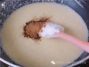 接地气儿 如此接地气儿的美食,天天吃也不会腻!---外酥里软的油酥烧饼