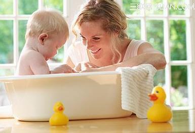 新生儿注意事项大全 给新生儿洗澡的7大注意事项