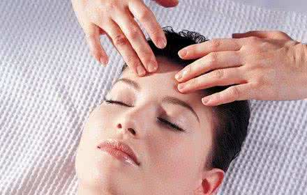 脸部经络不通如何治疗 脸部经络不通如何治疗 治疗经络不通的偏方