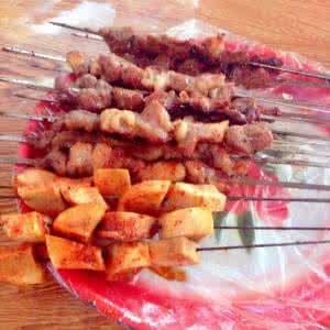 正宗新疆羊肉串 新疆羊肉串的做法
