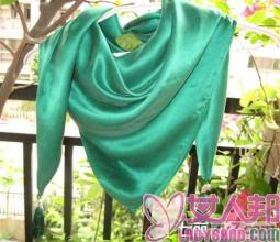 长款薄丝巾系法图解 搭配学堂  八款2011秋冬季新款丝巾推荐