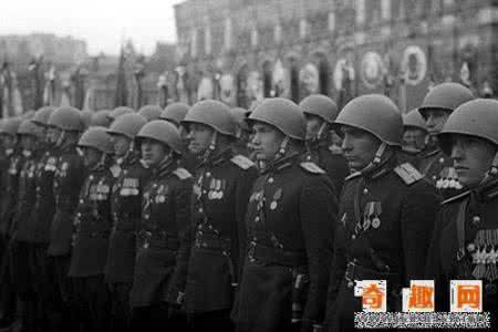 俄罗斯红场阅兵 焦点 | 聊聊那些年的红场阅兵