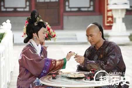 四阿哥 德妃为什么喜欢十四阿哥而不喜欢四阿哥？