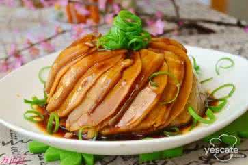 梅干菜扣肉 【详图细解】春笋梅干菜扣肉的做法