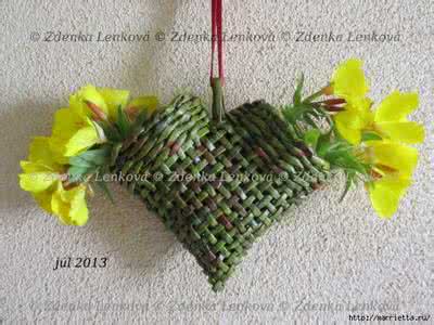 钩针编织花样详解座垫 【喜爱】钩针的美丽模式 （座垫）