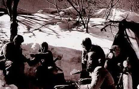 为什么打仗要打扫战场 他不会打仗更没上过战场 为何他却成为了毛主席身边的大红人？