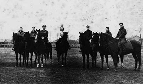 桂系为何只听白崇禧的 桂系军阀白崇禧拒绝支援蒋介石：难道是因为与老蒋不和？