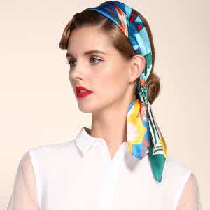 夏季脖子防晒丝巾围法 脖子短适合什么丝巾 谁说丝巾只能用来围脖子!快来学学她绑头发!太美了!