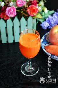 胡萝卜苹果汁的功效 【食在轻松】胡萝卜苹果汁