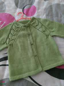 军绿色裤子配什么上衣 儿童上衣  缤纷作品=叶儿绿