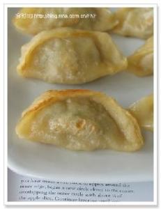 蘑菇馅饺子的做法 蘑菇馅煎饺子的做法