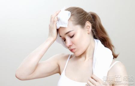 更年期出汗吃什么药 更年期爱出汗吃什么调理