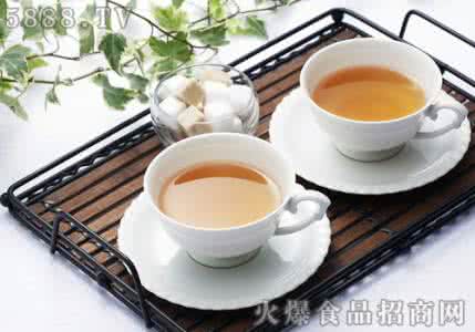 旁人不请自来审视我 审视“茶人”