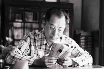 张学良传在线阅读 张学良被软禁期间爱读明史 青睐三位明史学家