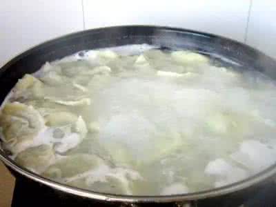 如何煮饺子不破皮 速冻饺子怎么煮？如何煮饺子不破皮？