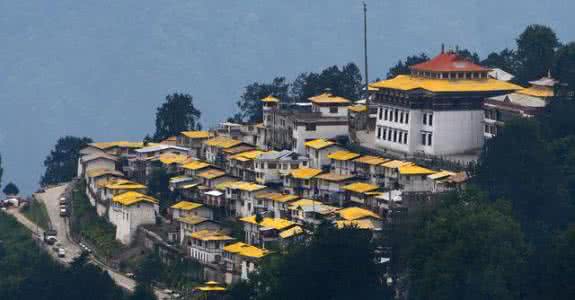 仓央嘉措出生地 仓央嘉措出生地在哪里